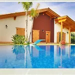 Depandance Con Piscina E Jacuzzi 펜션 폰타네비안체