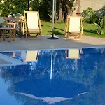 펜션 Depandance Con Piscina E Jacuzzi