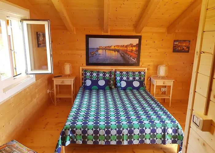 Depandance Con Piscina E Jacuzzi * 冯塔尼比安奇