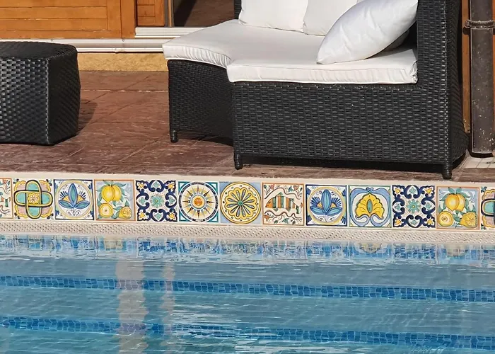 Depandance Con Piscina E Jacuzzi 度假居