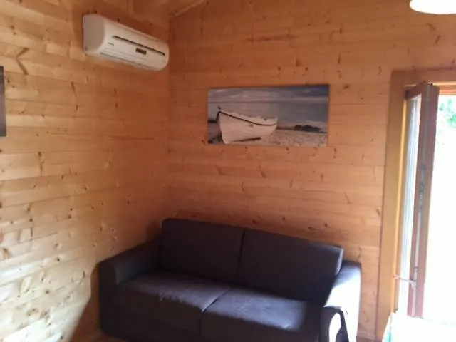 Depandance Con Piscina E Jacuzzi 冯塔尼比安奇